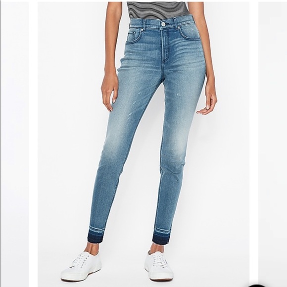 Express Perfect Curves High Waisted Ankle Jean